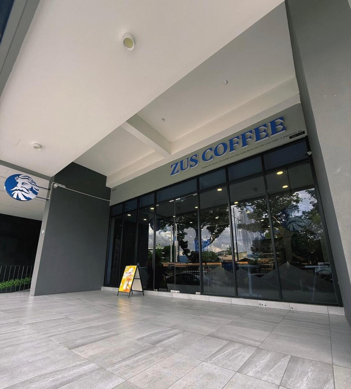 Beacon Executive Suite - City View - By Iz George Town Exterior foto